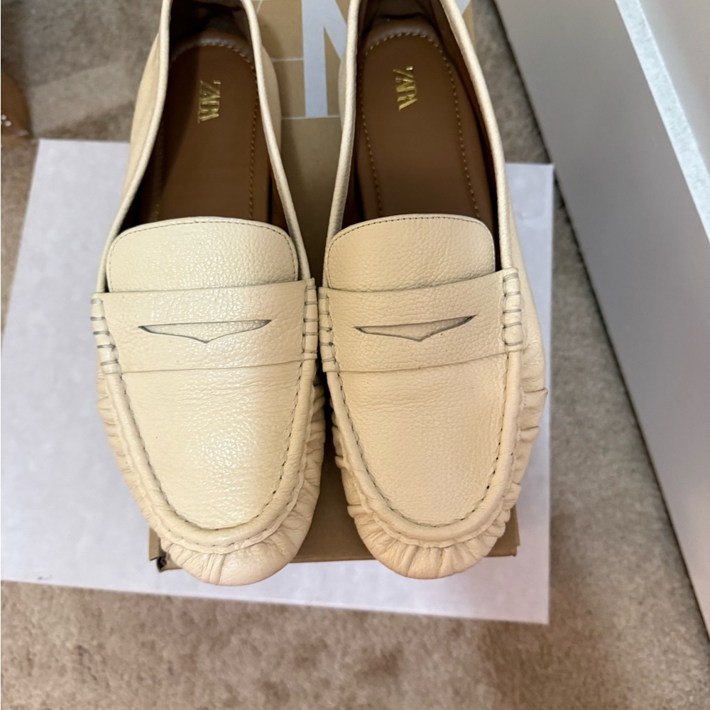 Zara Beige Women’s Slip-On Loafers
